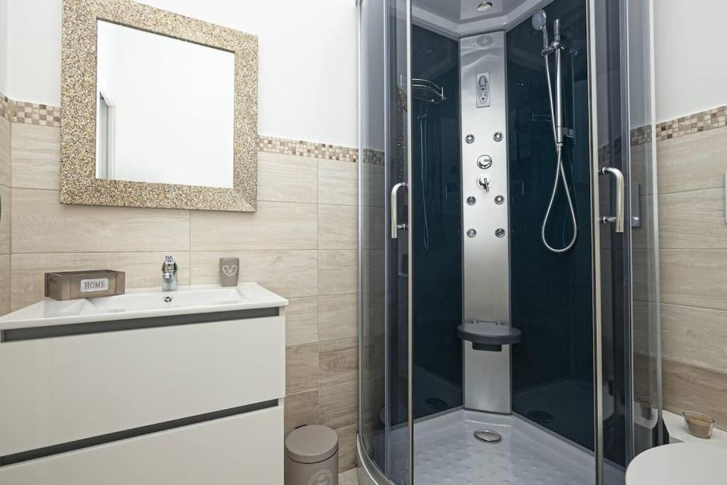 Appartement Joivy Stylish 3-bed Flat Near The Aquarium Gênes